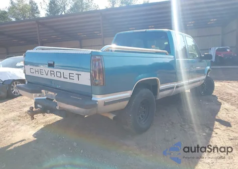 1997 Chevrolet C1500 Fleetside from USA, damaged, VIN 2GCEC19R1V1136654